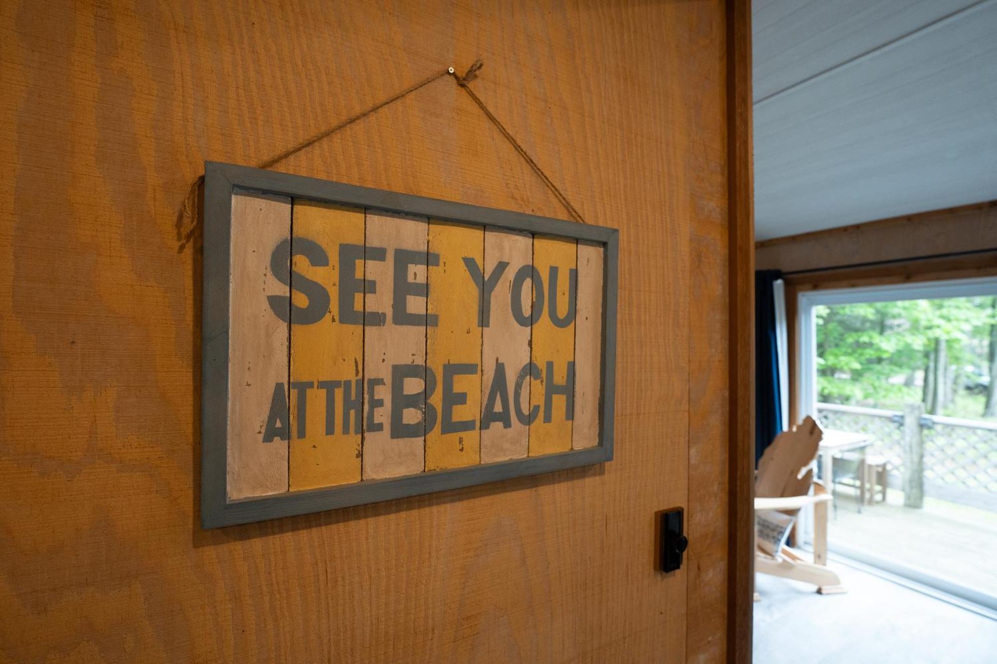 Experience The Charm Of Silver Lake At Parrothead Retreat Mears Bagian luar foto