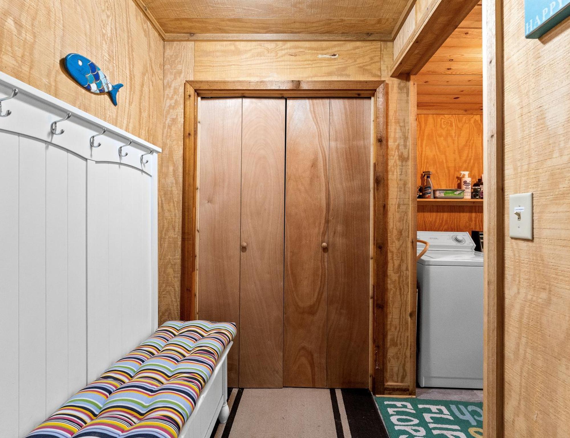 Experience The Charm Of Silver Lake At Parrothead Retreat Mears Bagian luar foto