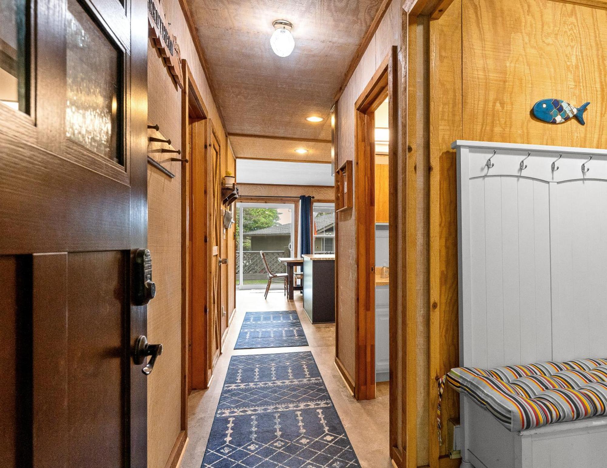 Experience The Charm Of Silver Lake At Parrothead Retreat Mears Bagian luar foto