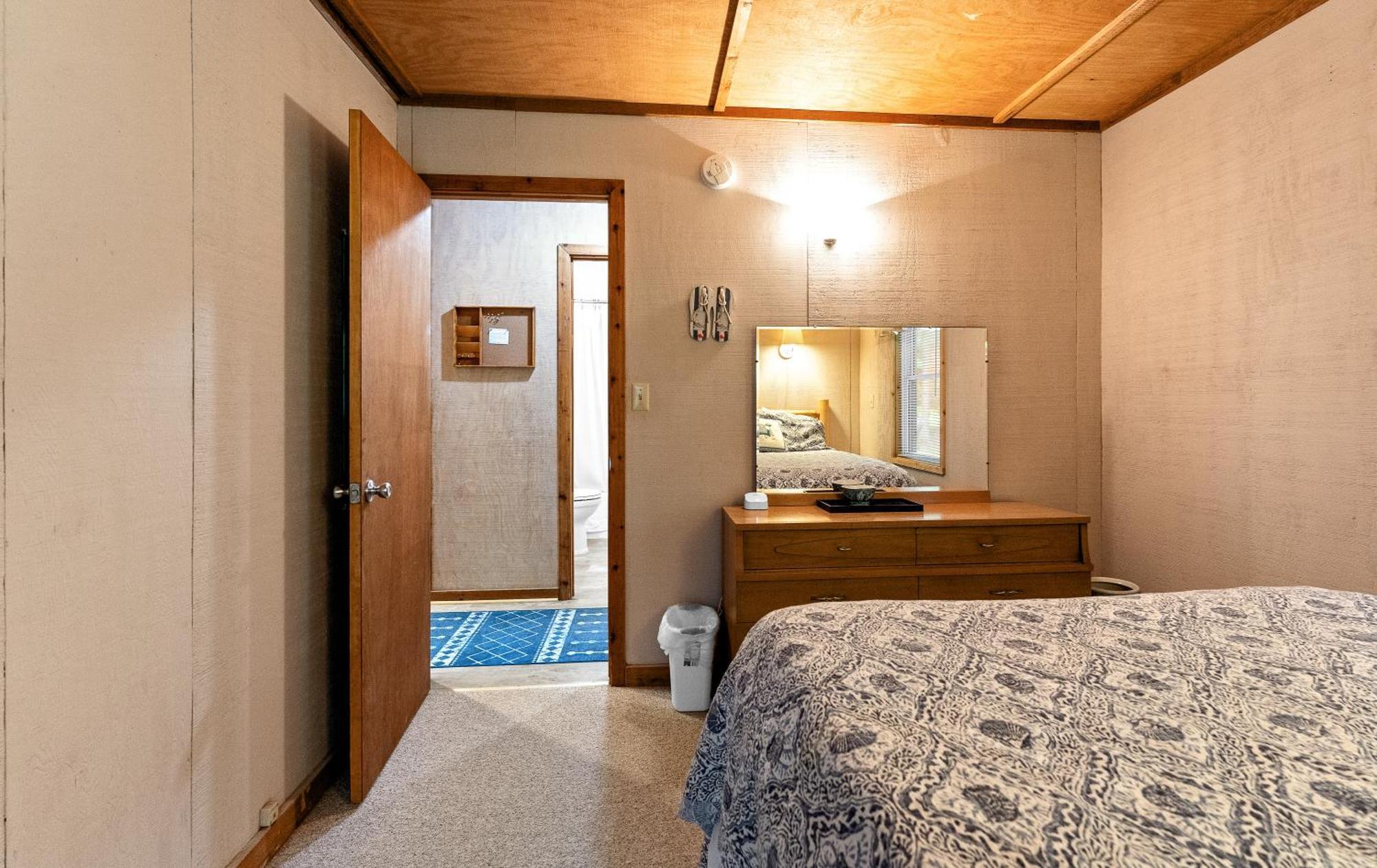 Experience The Charm Of Silver Lake At Parrothead Retreat Mears Bagian luar foto